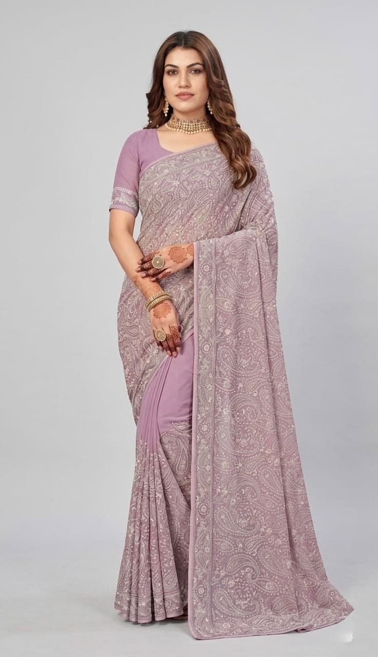 Laavanya Sutra mouve Saree 